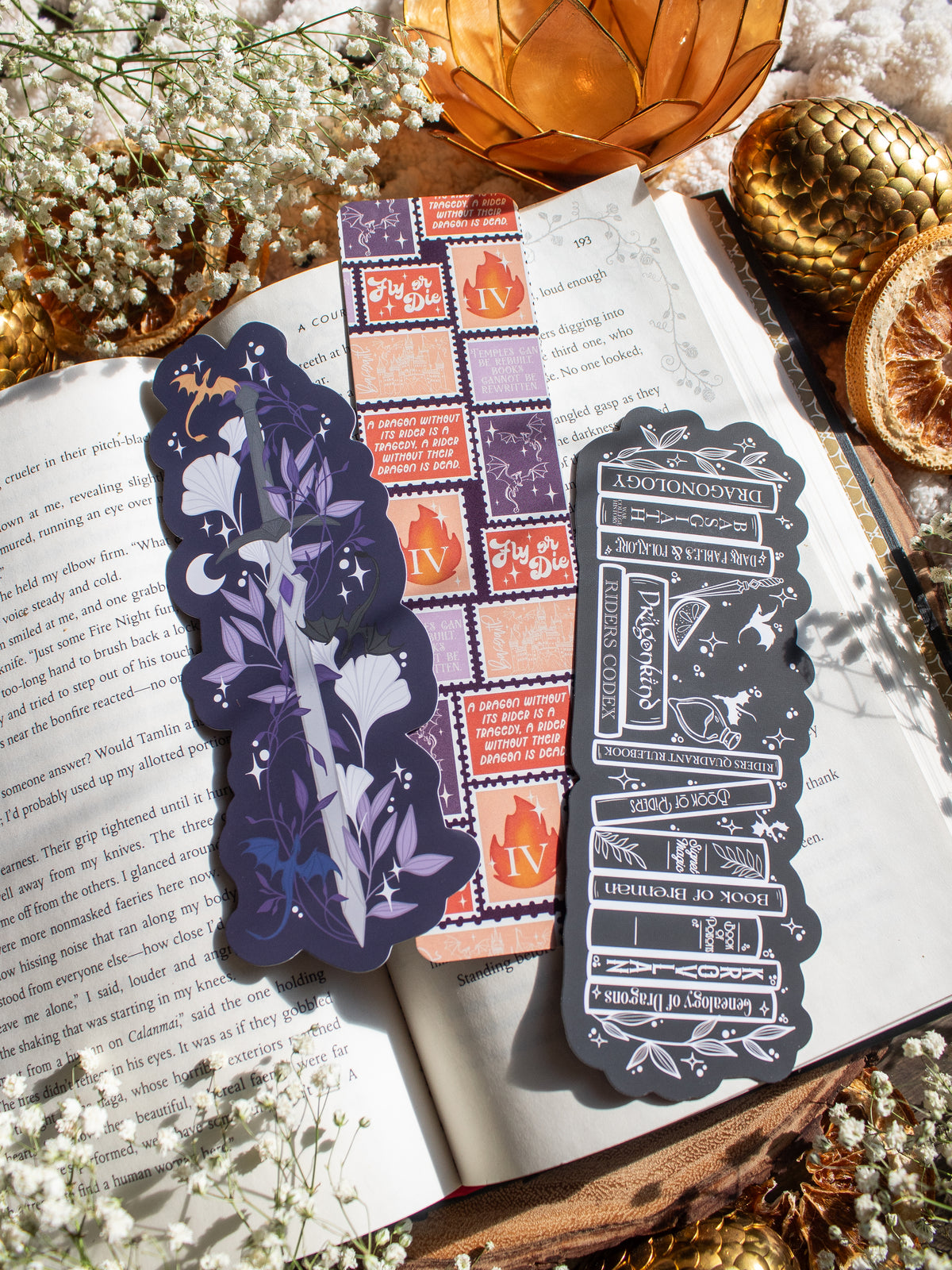 Fourth Wing | Violet's Dagger Bookmark