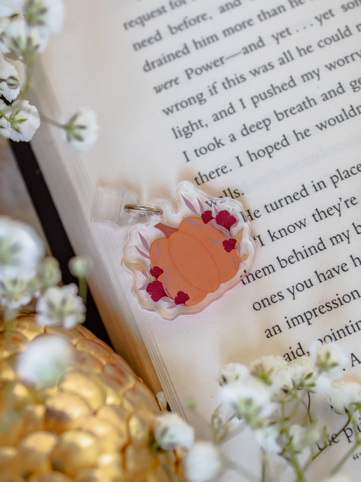 Pumpkin USB-C Dust Plug Kindle / Phone Charm