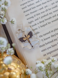 Fourth Wing Violet's Signet USB-C Dust Plug Kindle / Phone Charm