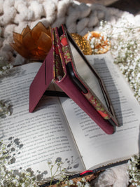 A Court of Thorns and Roses | Kindle / Kobo Case