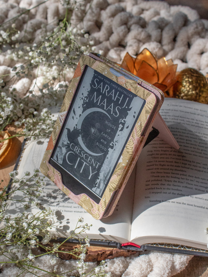 Crescent City | Kindle / Kobo Case