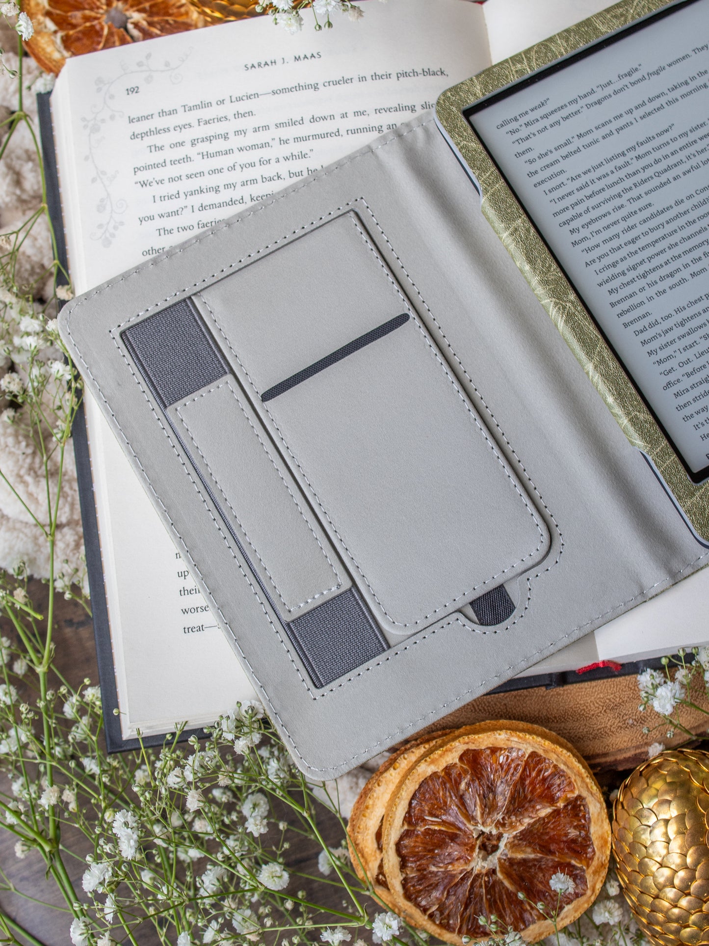 Green Books | Kindle Case