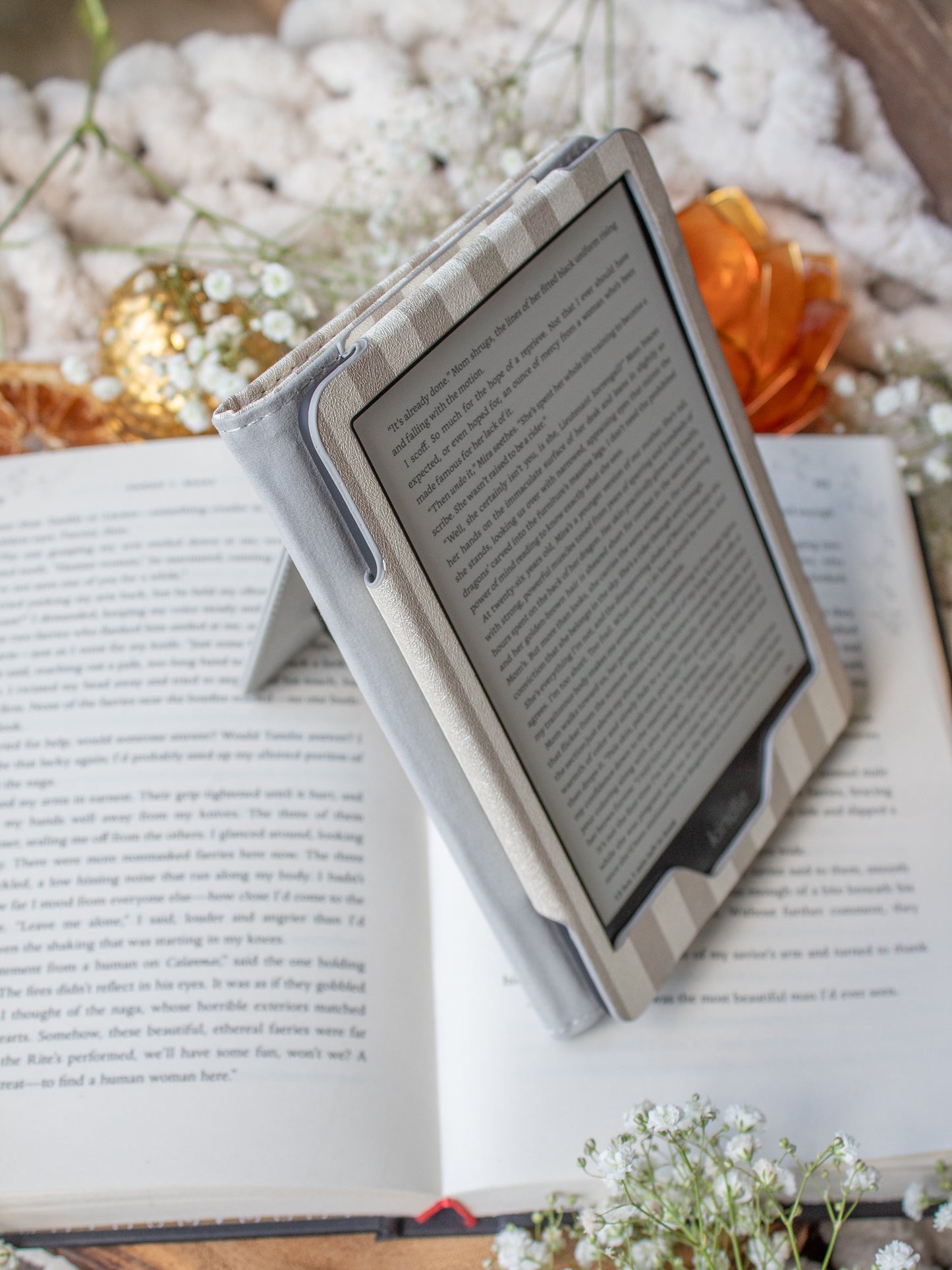 Tan Cabana Stripes | Kindle Case