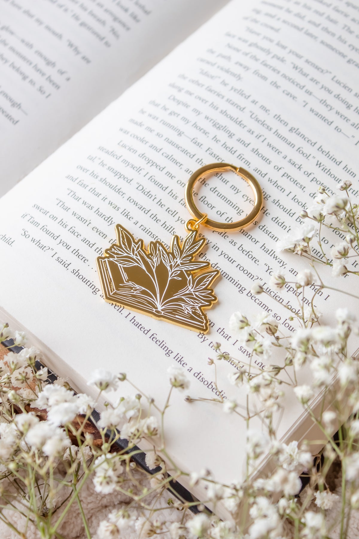 Magical Porcelain Book Metal Keychain