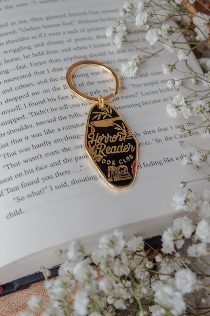 Horror Reader Metal Keychain