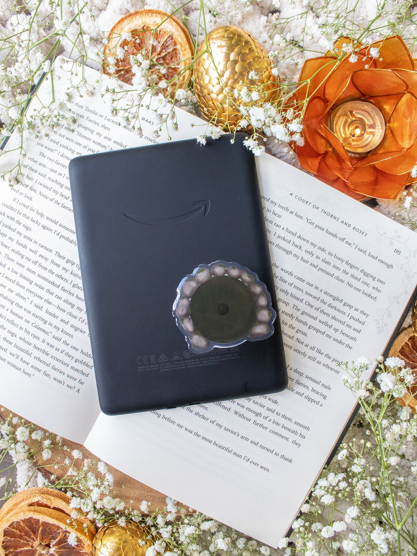 The Shire| Kindle / Phone Grip