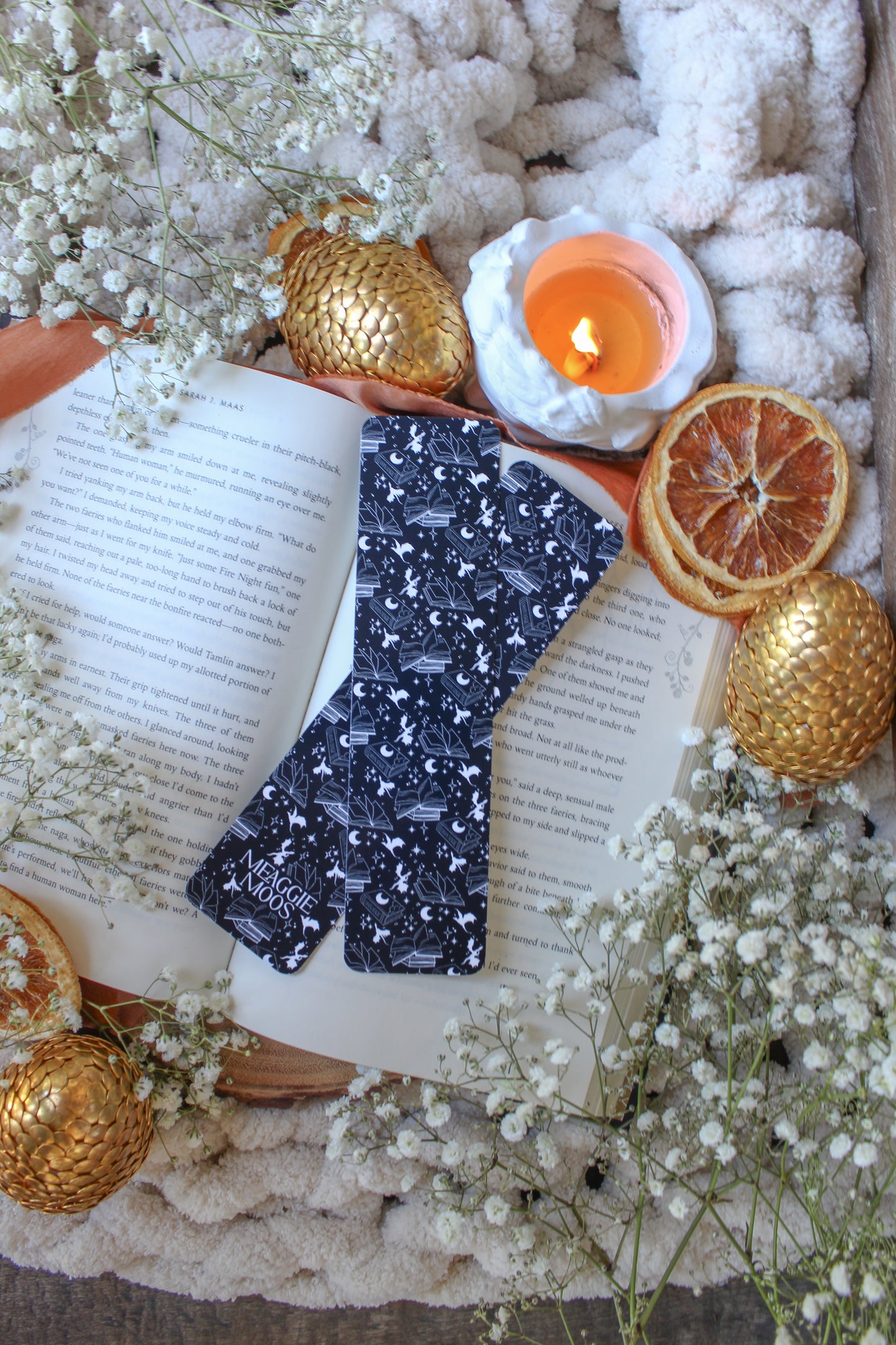 Bookmark | Navy & White Book Dragon