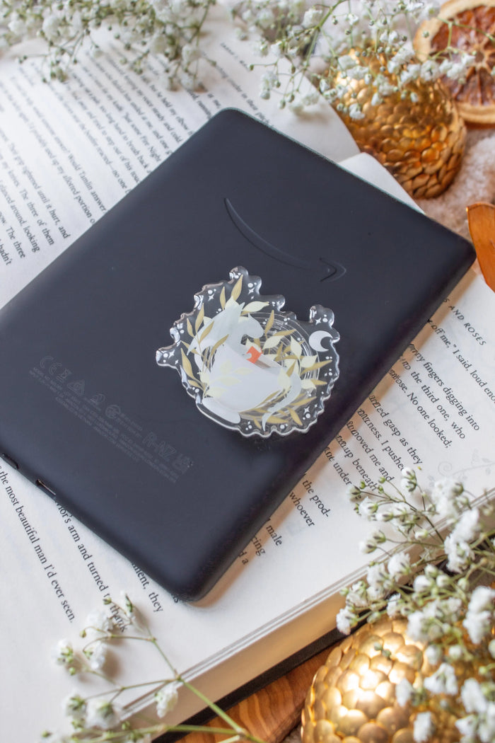 Dragon Tea Bath | Kindle / Phone Grip