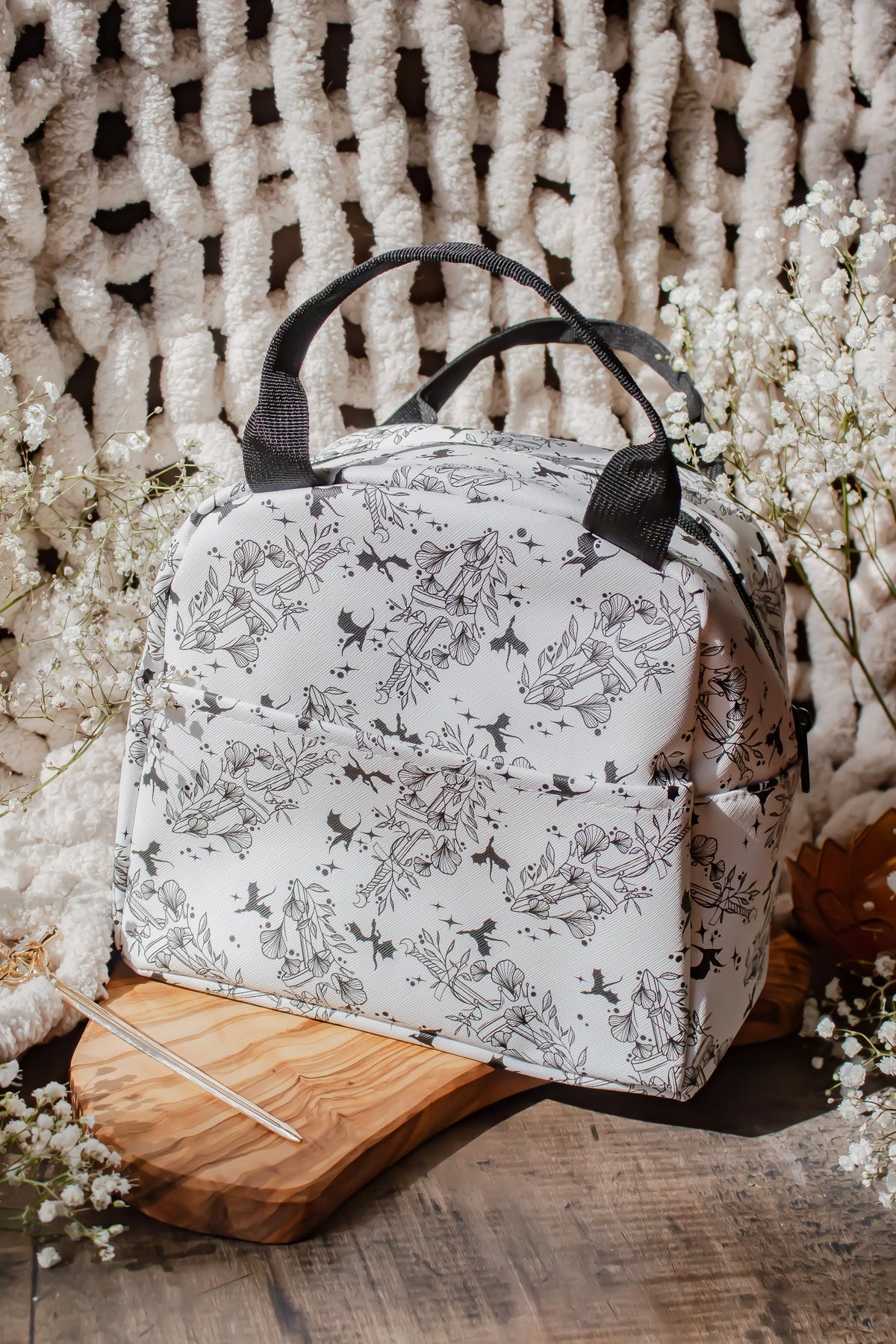 Bookish Lunch Tote Bag | Ivory Swords