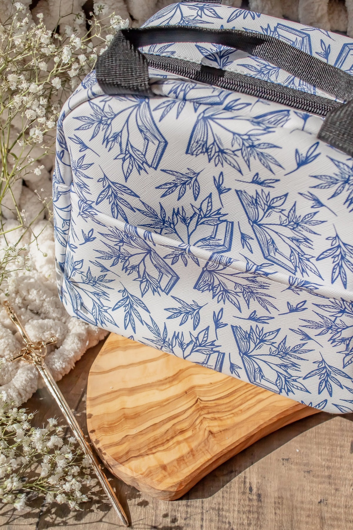 Bookish Lunch Tote Bag | Porcelain Books