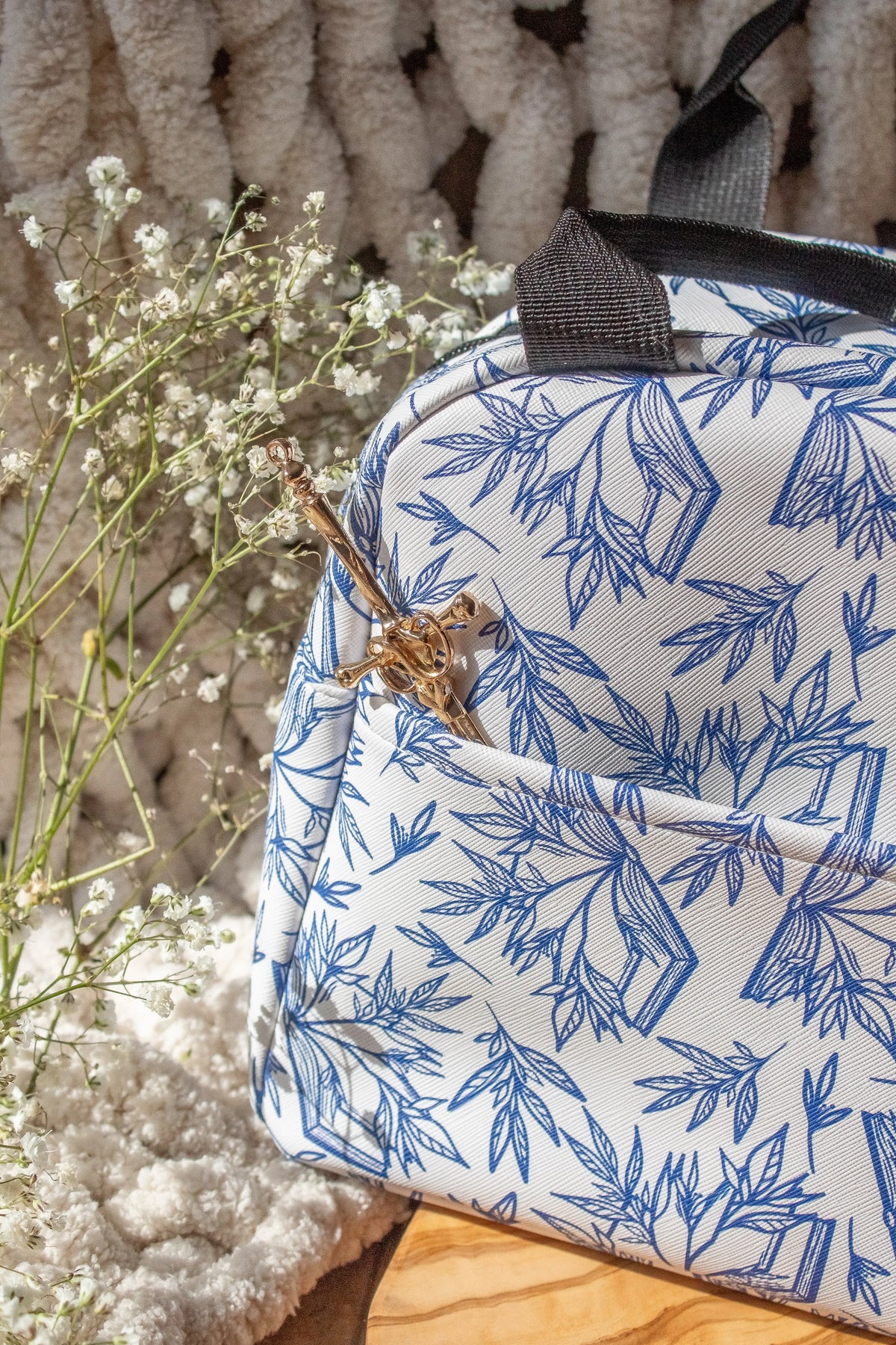 Bookish Lunch Tote Bag | Porcelain Books