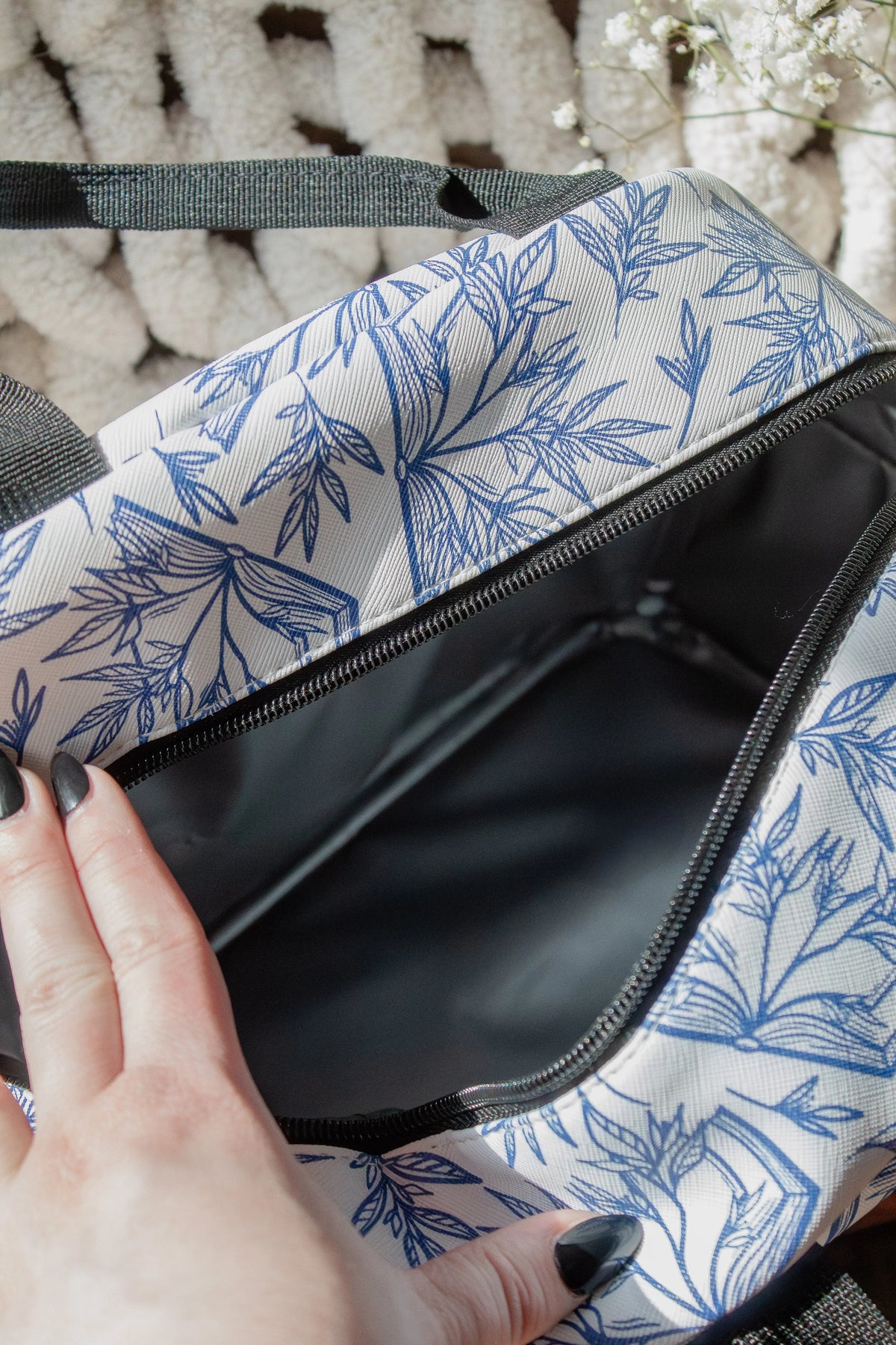 Bookish Lunch Tote Bag | Porcelain Books