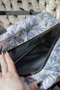 Bookish Lunch Tote Bag | Porcelain Books