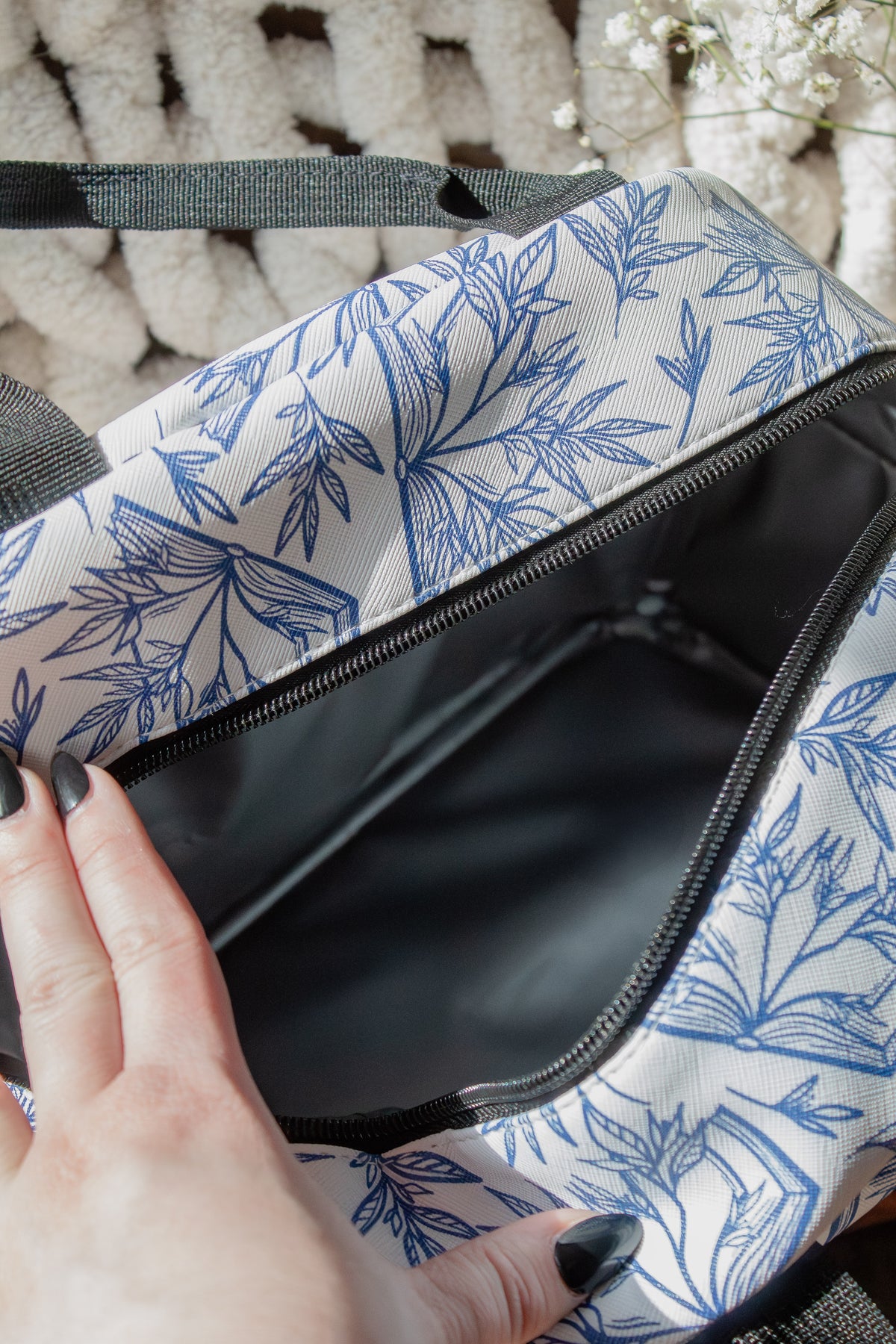 Bookish Lunch Tote Bag | Porcelain Books