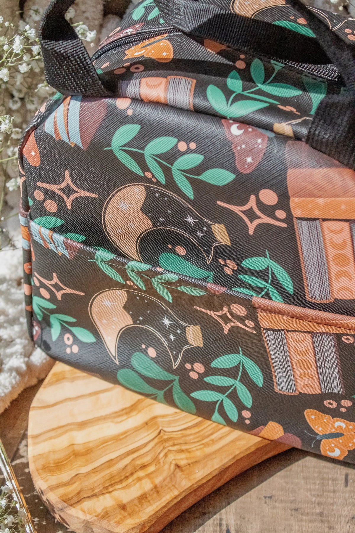 Bookish Lunch Tote Bag | Burgundy Books