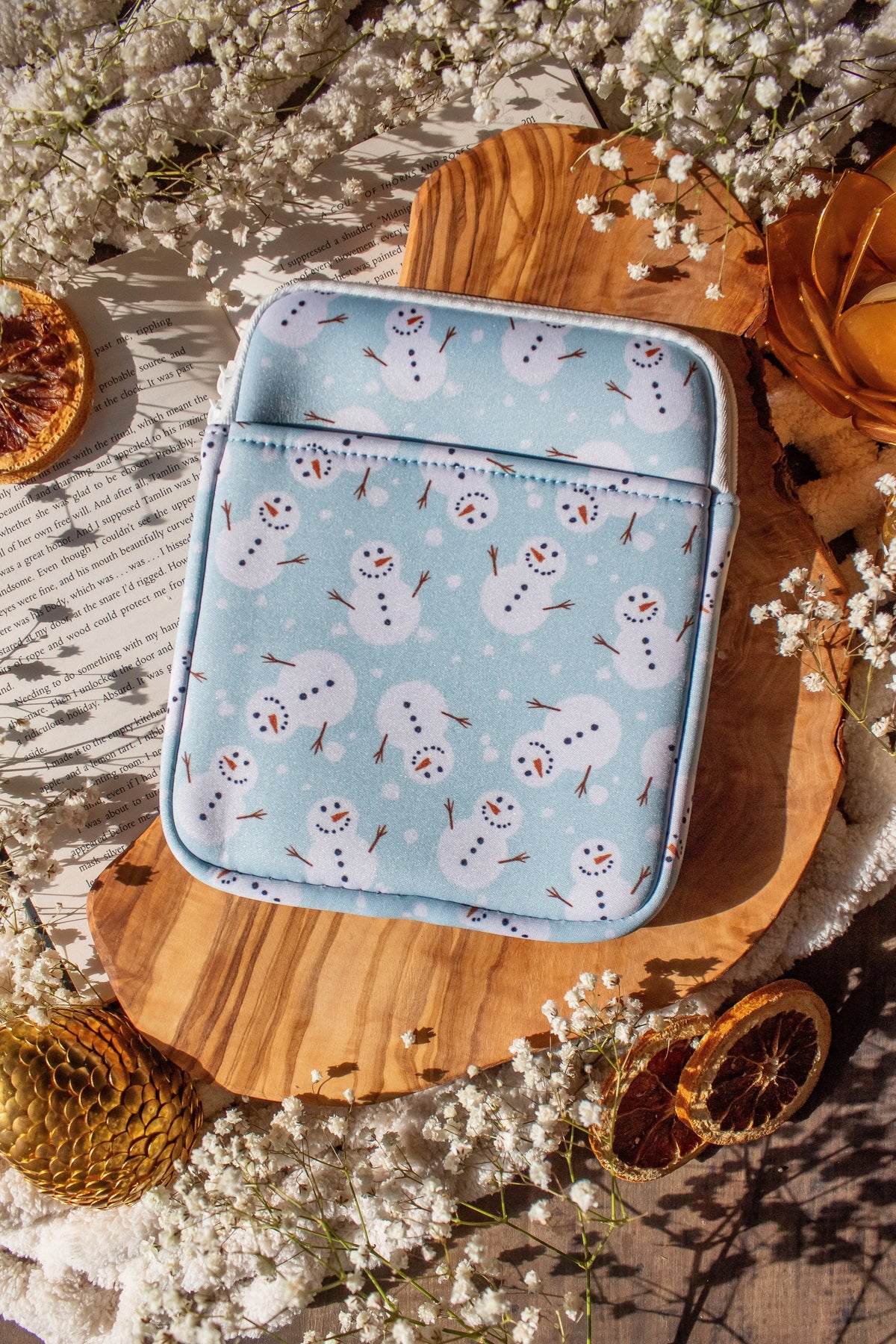 Neoprene E-Reader Sleeve | Snowmen