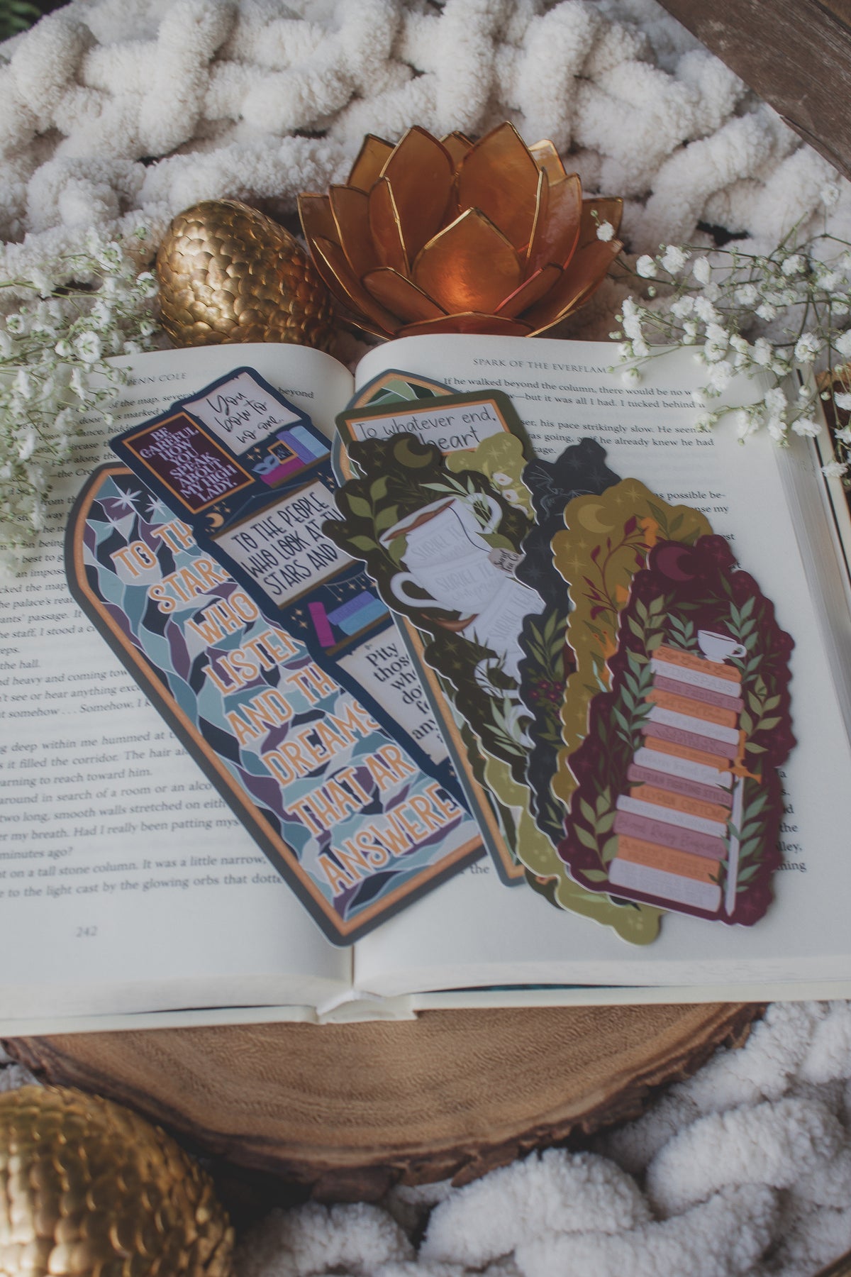 Throne of Glass You Do Not Yield Window Die-Cut Bookmark