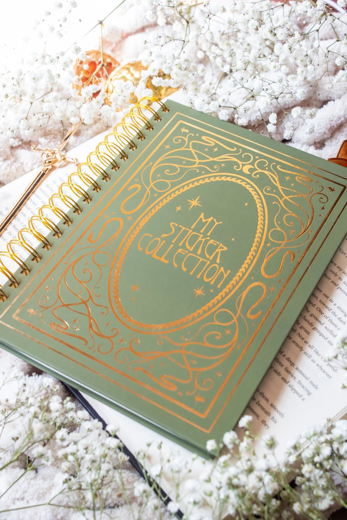 Art Nouveau Gold Foil Reusable Sticker Collecting Book