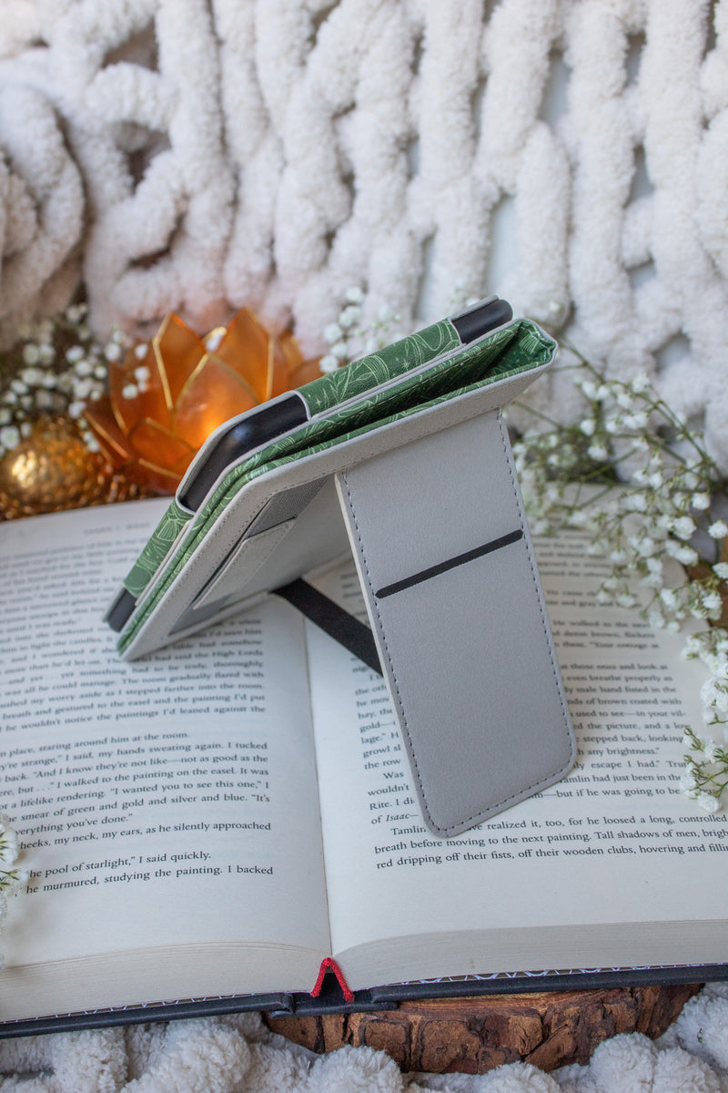 Green Books | Kindle / Kobo Case