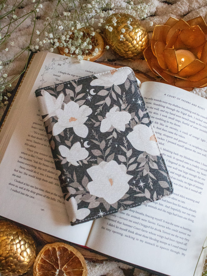 Midnight Magnolias | Kindle Case