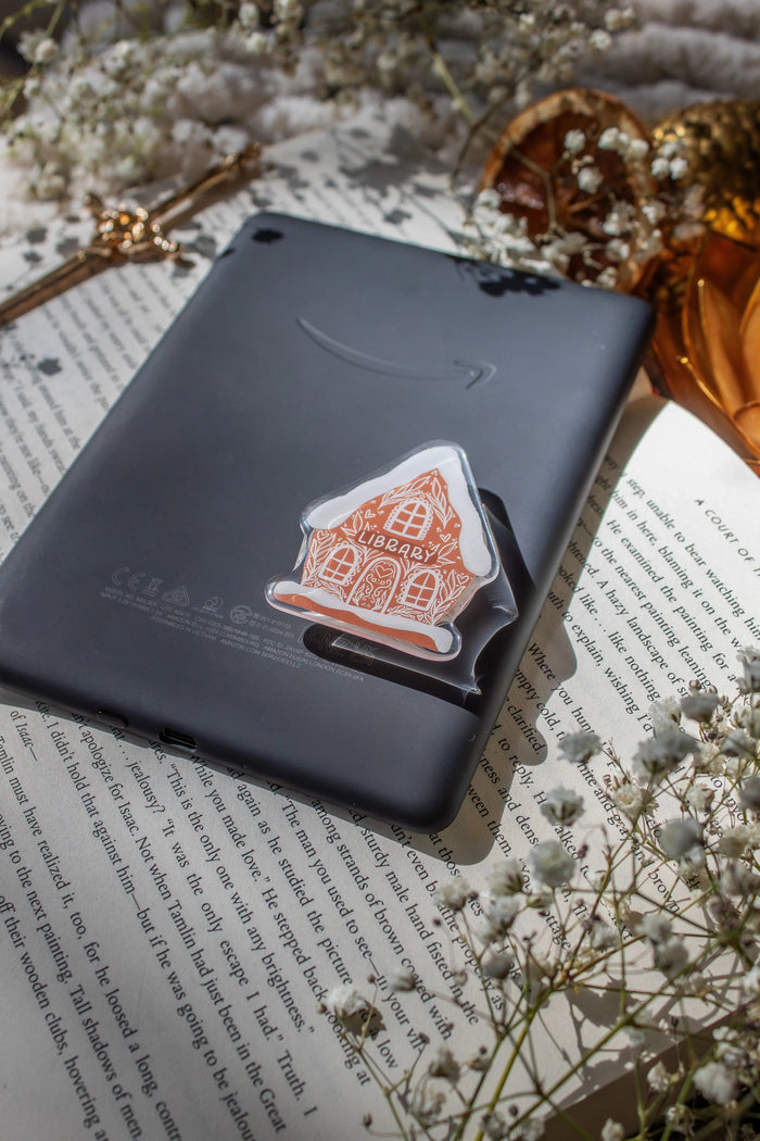 Gingerbread Library Kindle / Phone Grip
