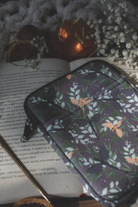 Fourth Wing Neoprene E-Reader Sleeve | Tairn and Andarna