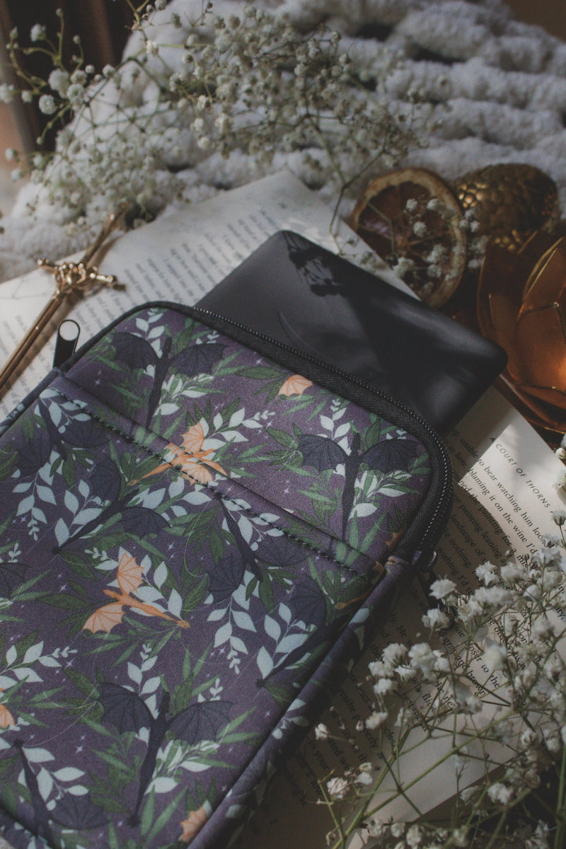 Fourth Wing Neoprene E-Reader Sleeve | Tairn and Andarna