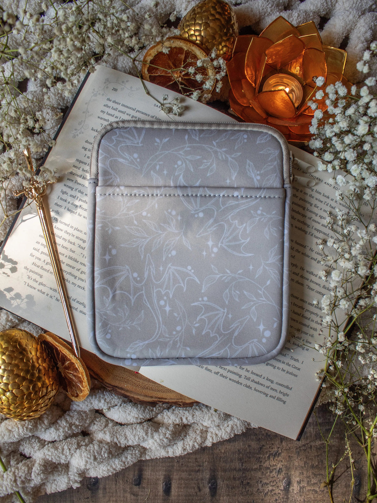 Neoprene E-Reader Sleeve | Tan Dragons