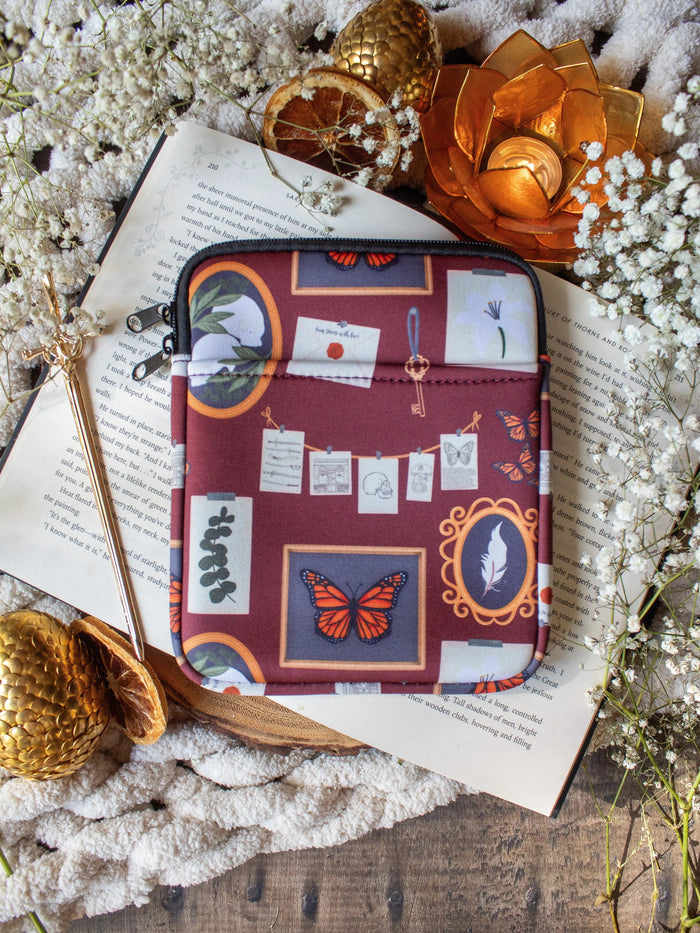 Neoprene E-Reader Sleeve | Dark Academia