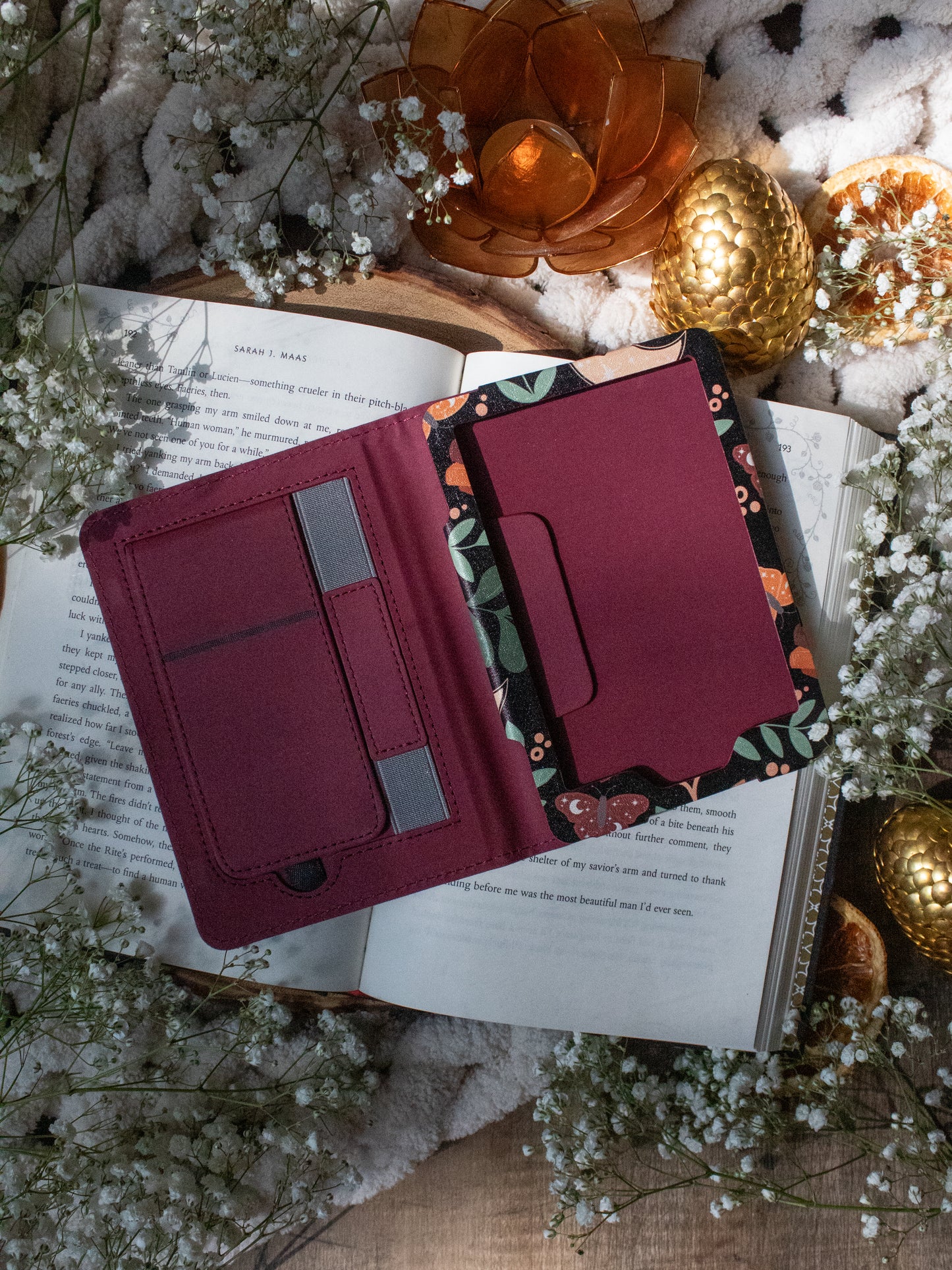 Burgundy Books | Kindle Case