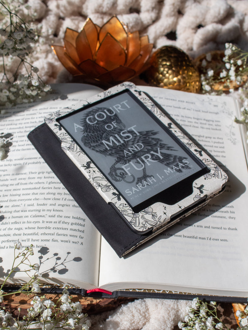Ivory Swords | Kindle Case