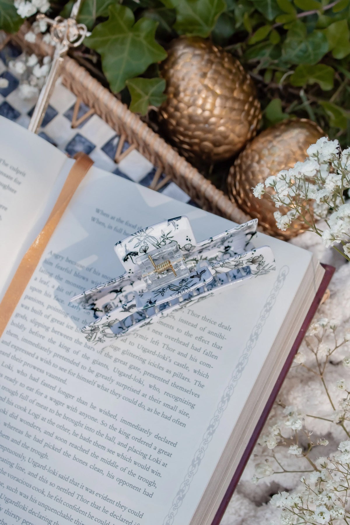 Bookish Hair Claw Clip | Ivory Swords