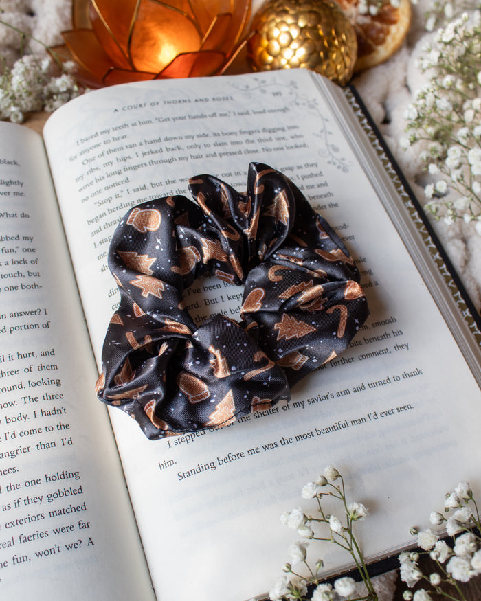 Satin Scrunchie | Christmas Cookies