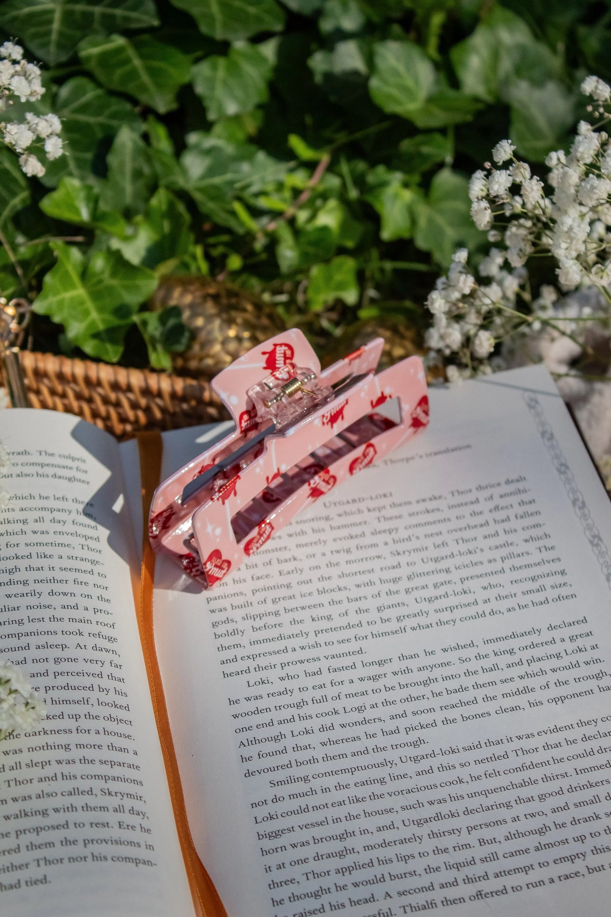 Bookish Hair Claw Clip | Sucker for Smut