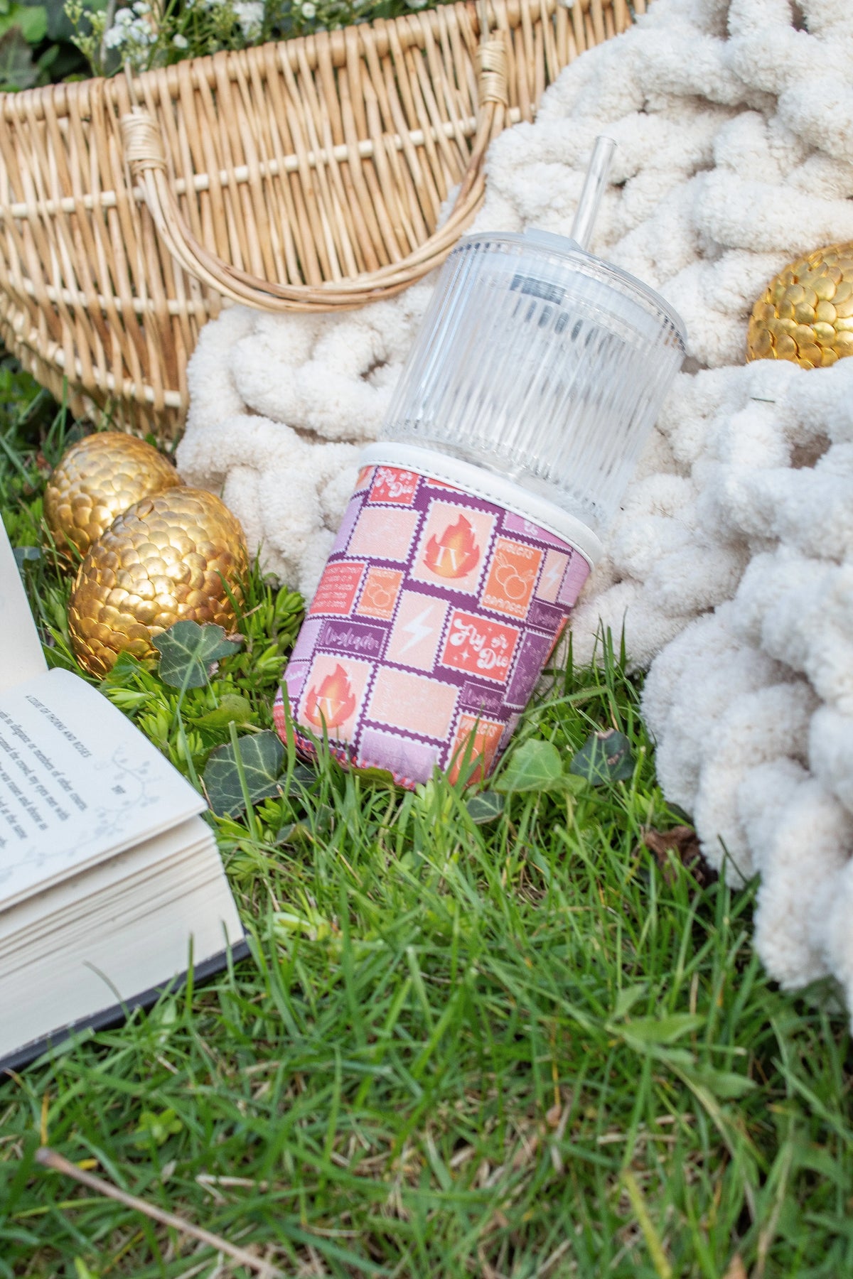 Fourth Wing 16oz Neoprene Drink Sleeve | Stamps