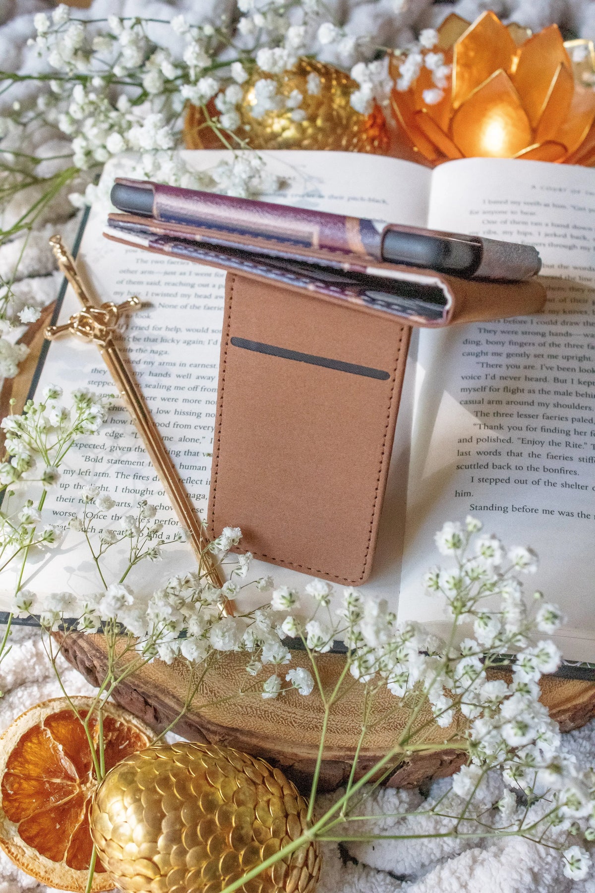 Dark Academia | Kindle / Kobo Case