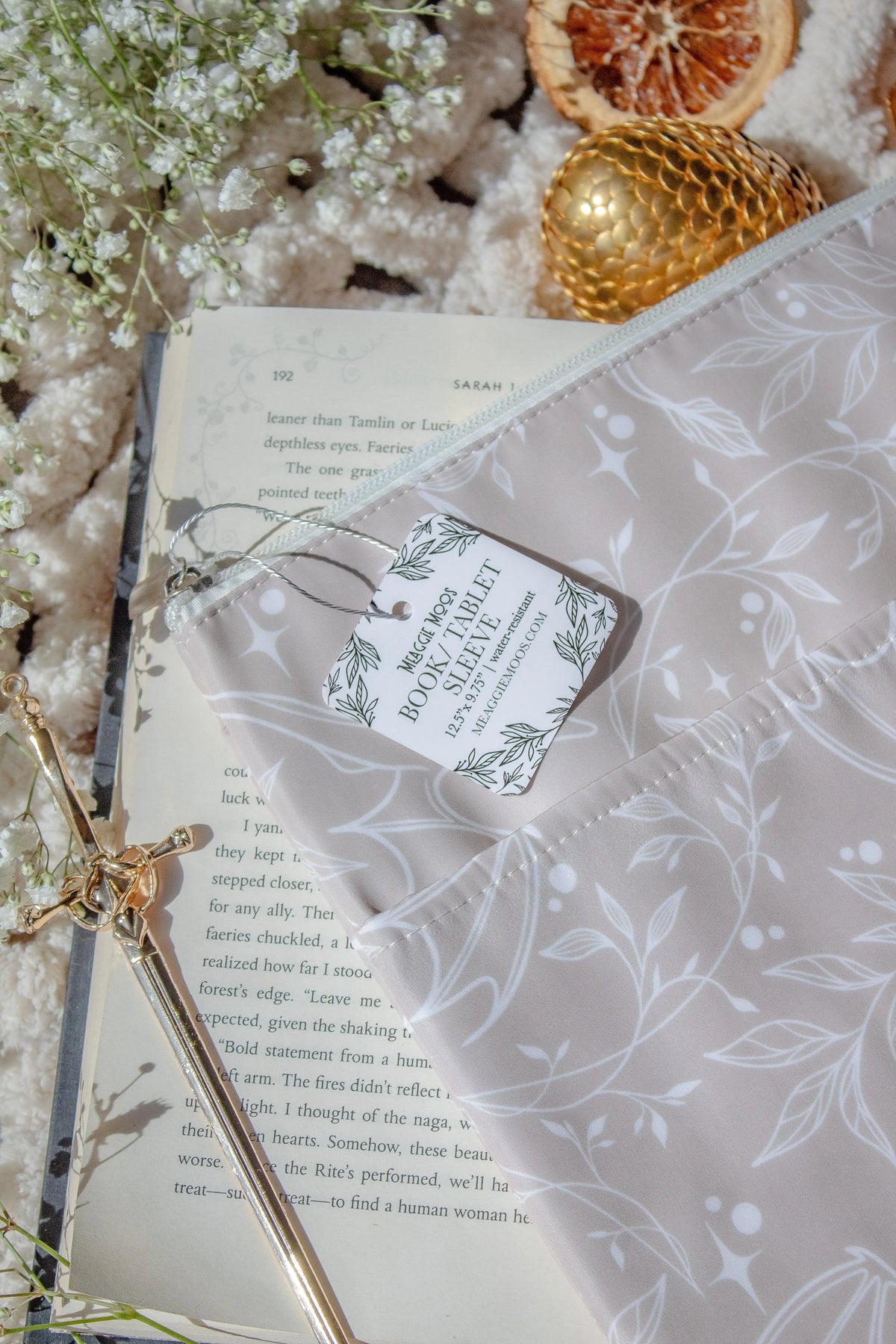 Water-Resistant Extra Large Book Sleeve | Tan Dragons