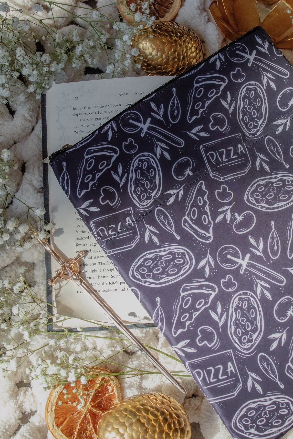 Water-Resistant Extra Large Book Sleeve | Pizza Party