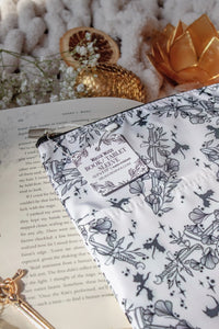 Water-Resistant Extra Large Book Sleeve | Ivory Swords