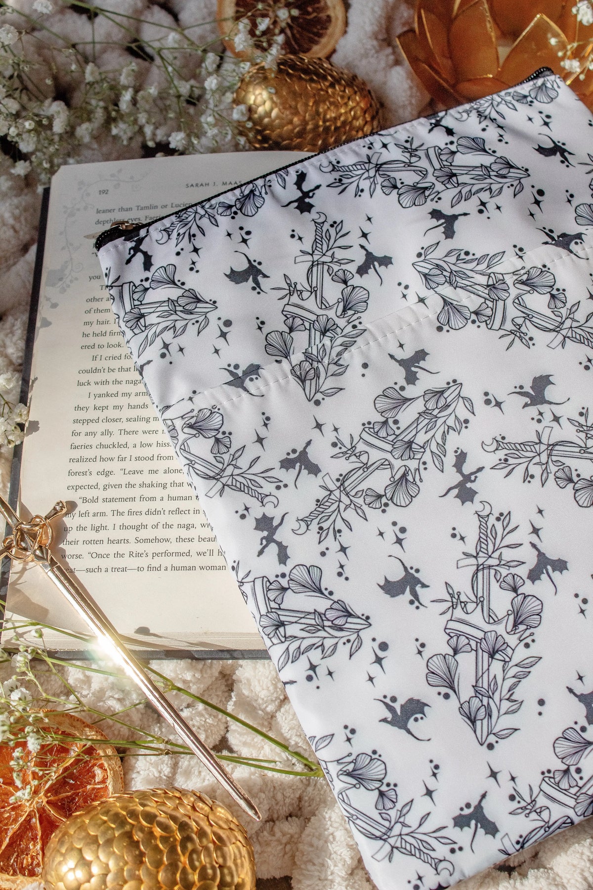 Water-Resistant Extra Large Book Sleeve | Ivory Swords