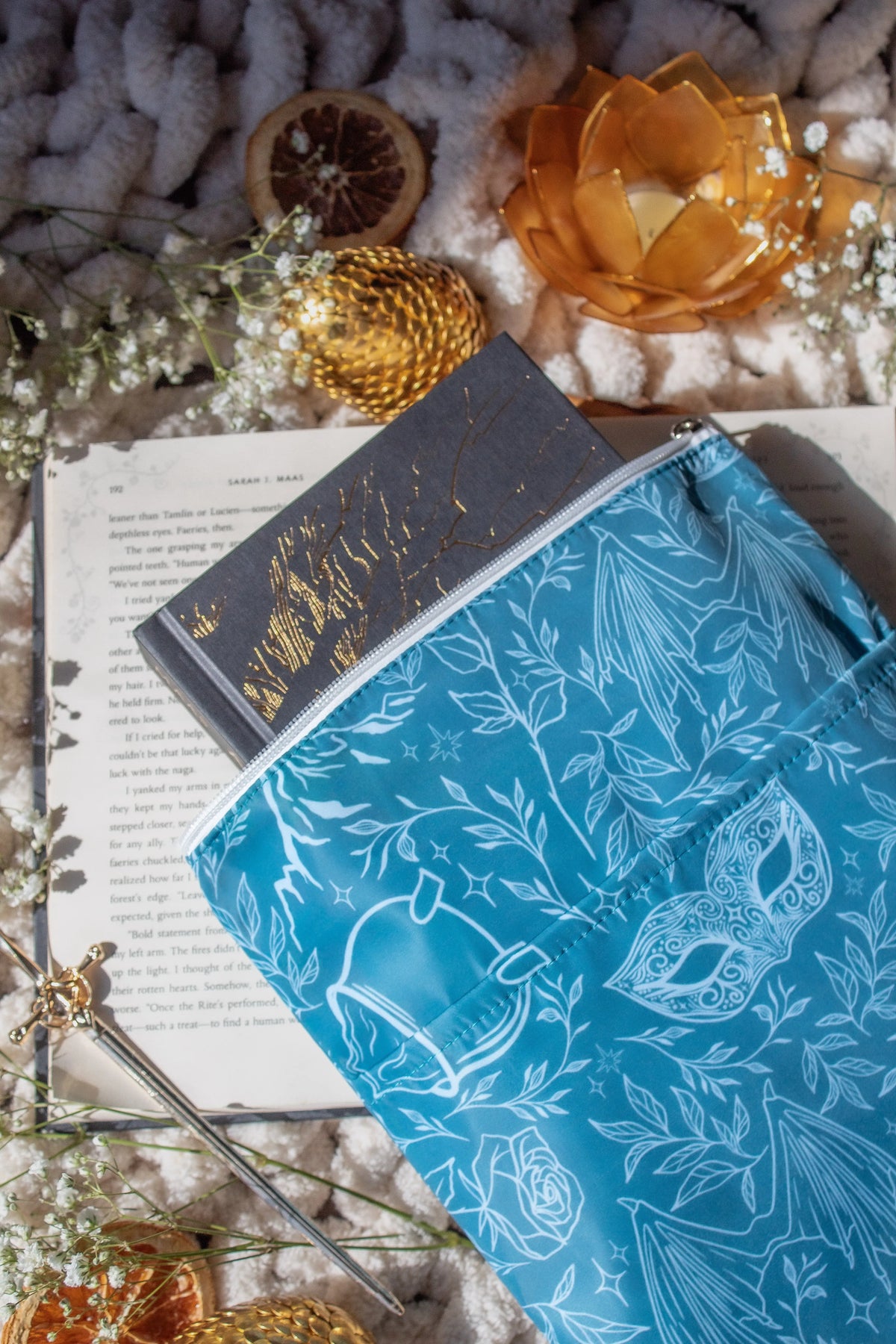 Water-Resistant Extra Large Book Sleeve | ACOTAR Starlight