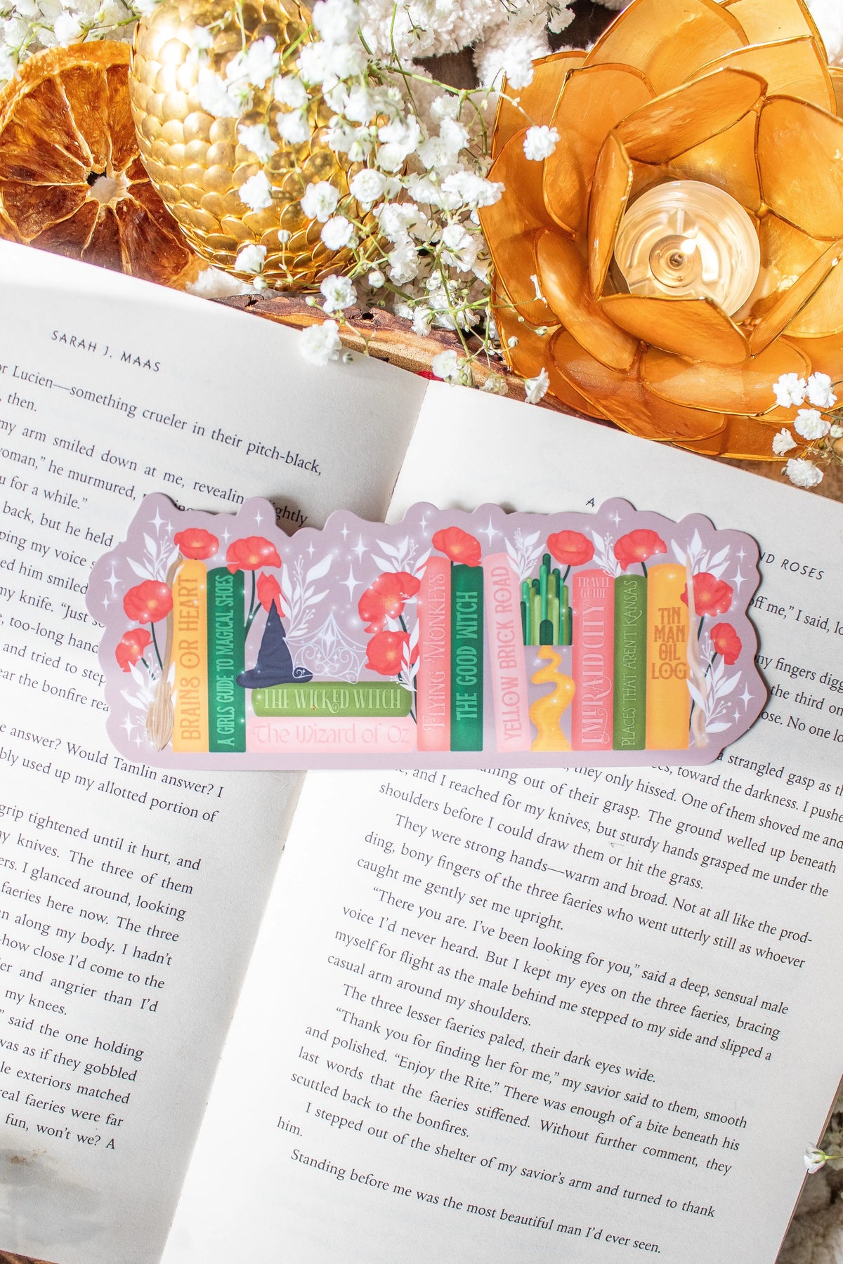 Wizard of Oz Bookmark | OZ Bookshelf Die-Cut Bookmark