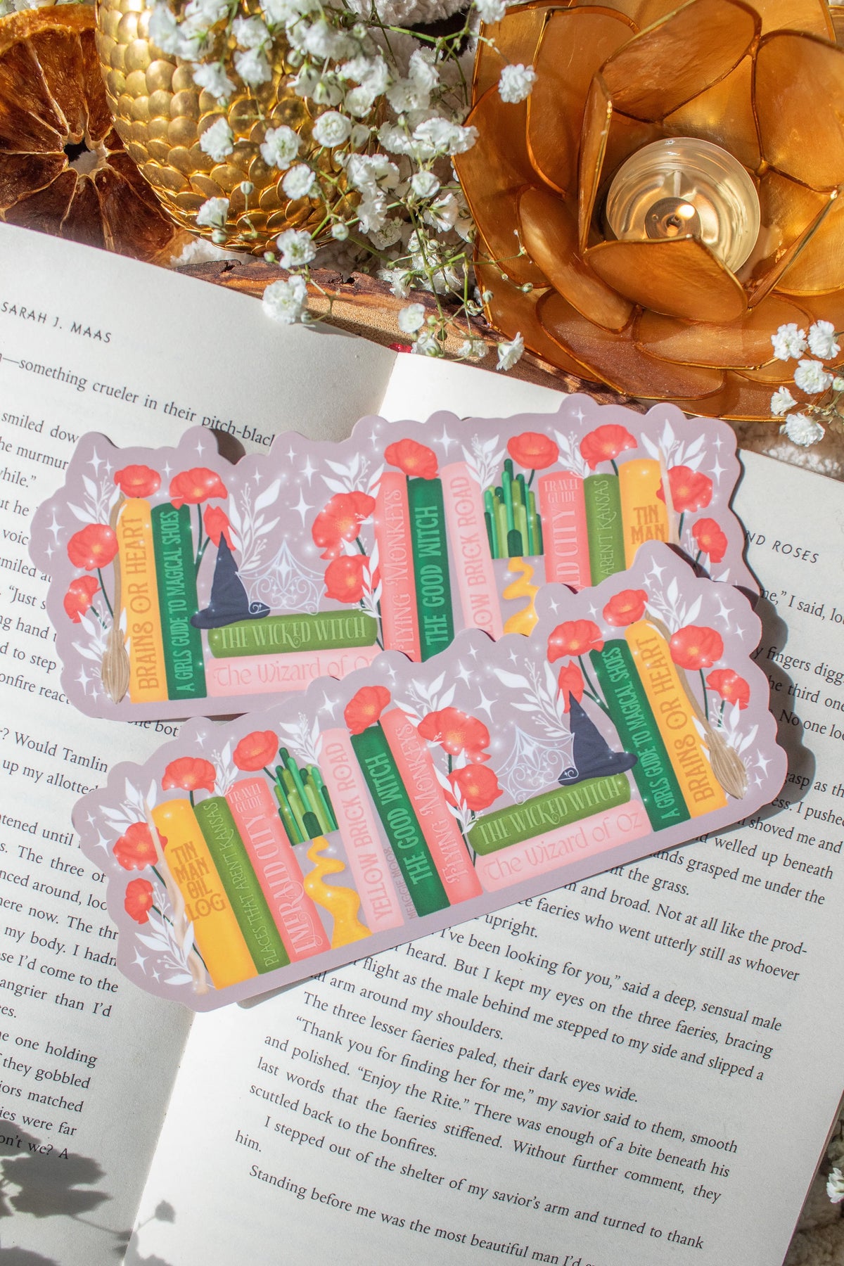 Wizard of Oz Bookmark | OZ Bookshelf Die-Cut Bookmark