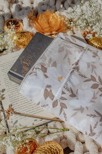 Water-Resistant Extra Large Book Sleeve | Magnolias