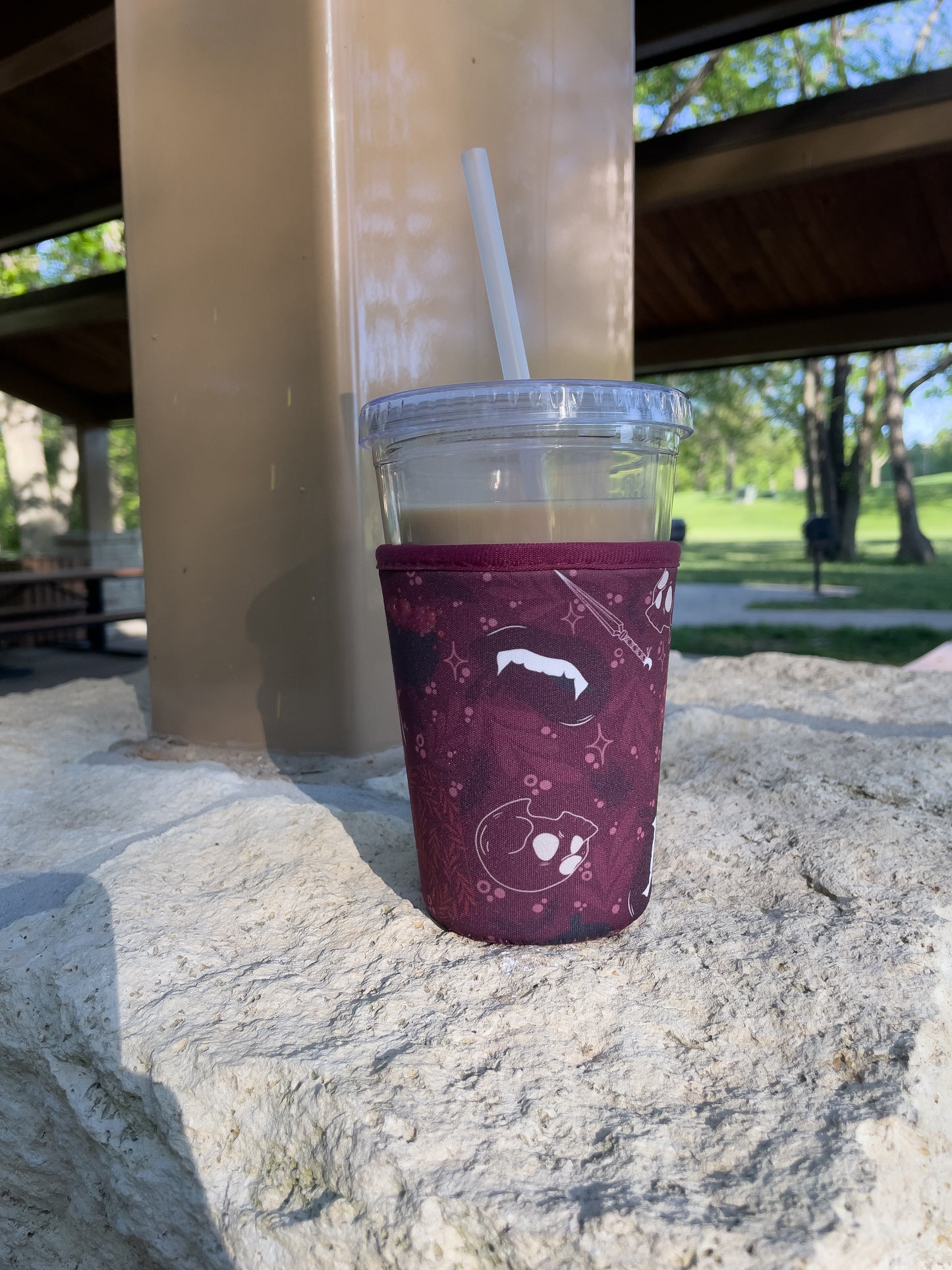 Maroon Magic | 16oz Drink Sleeve