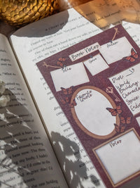 Book Review Post-it® Notepad | Dark Academia