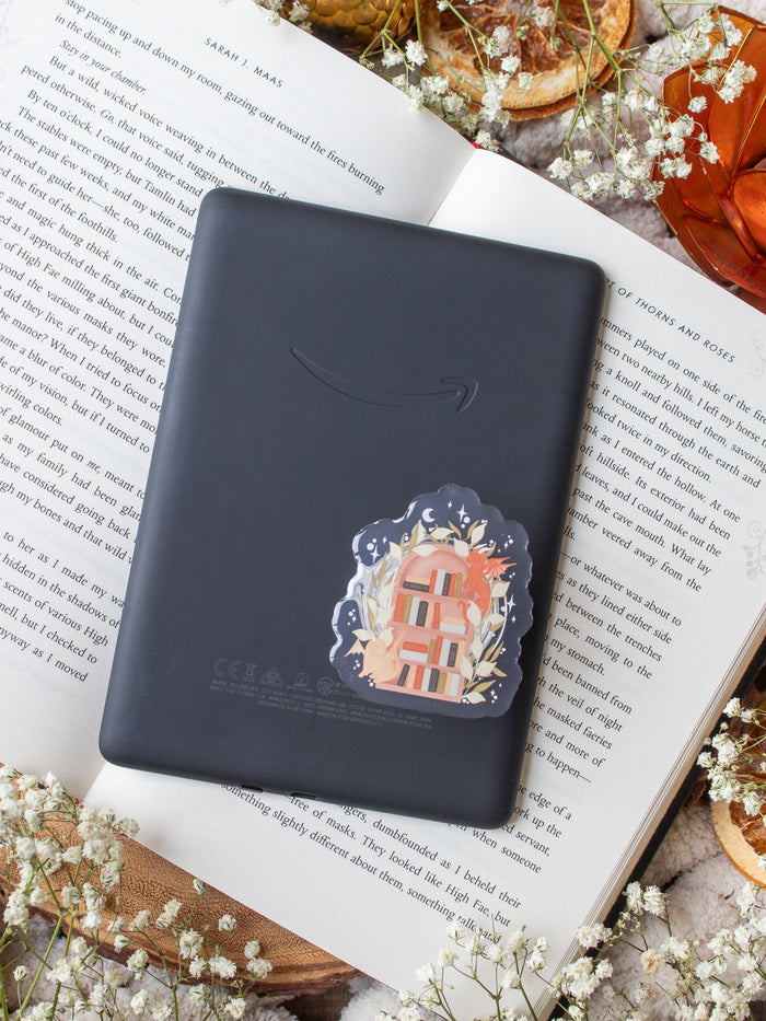 Dragons Arched Bookshelf | Kindle / Phone Grip