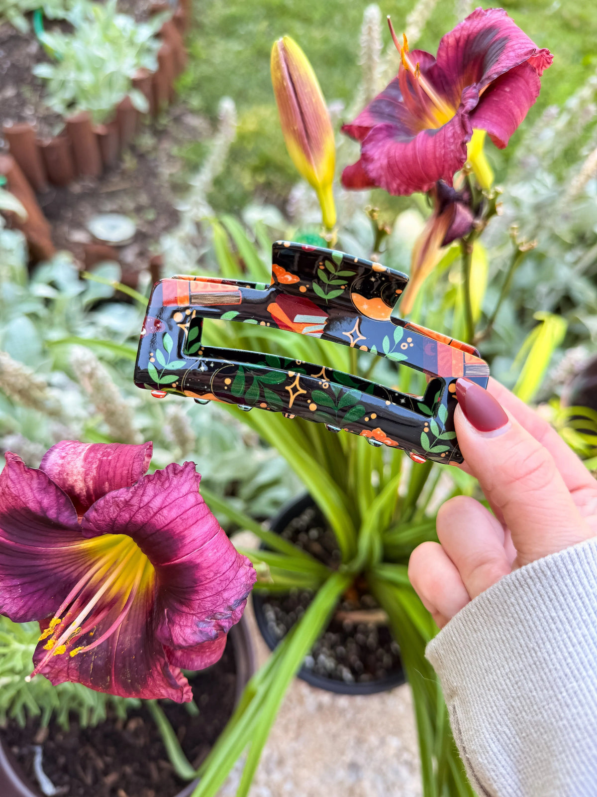 Bookish Hair Claw Clip | Burgundy Books