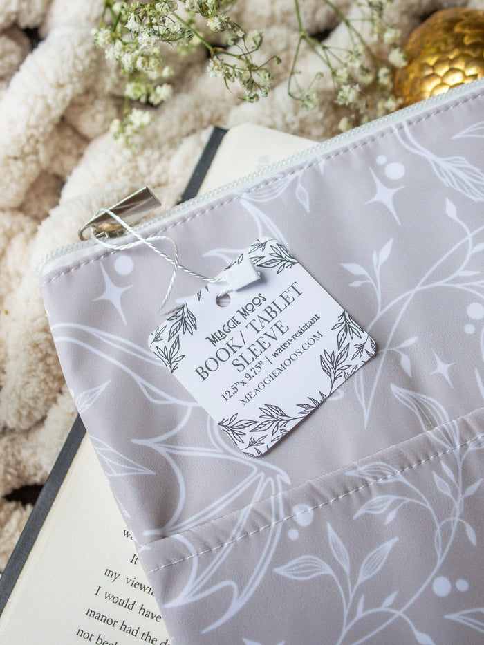 Water-Resistant Extra Large Book Sleeve | Tan Dragons