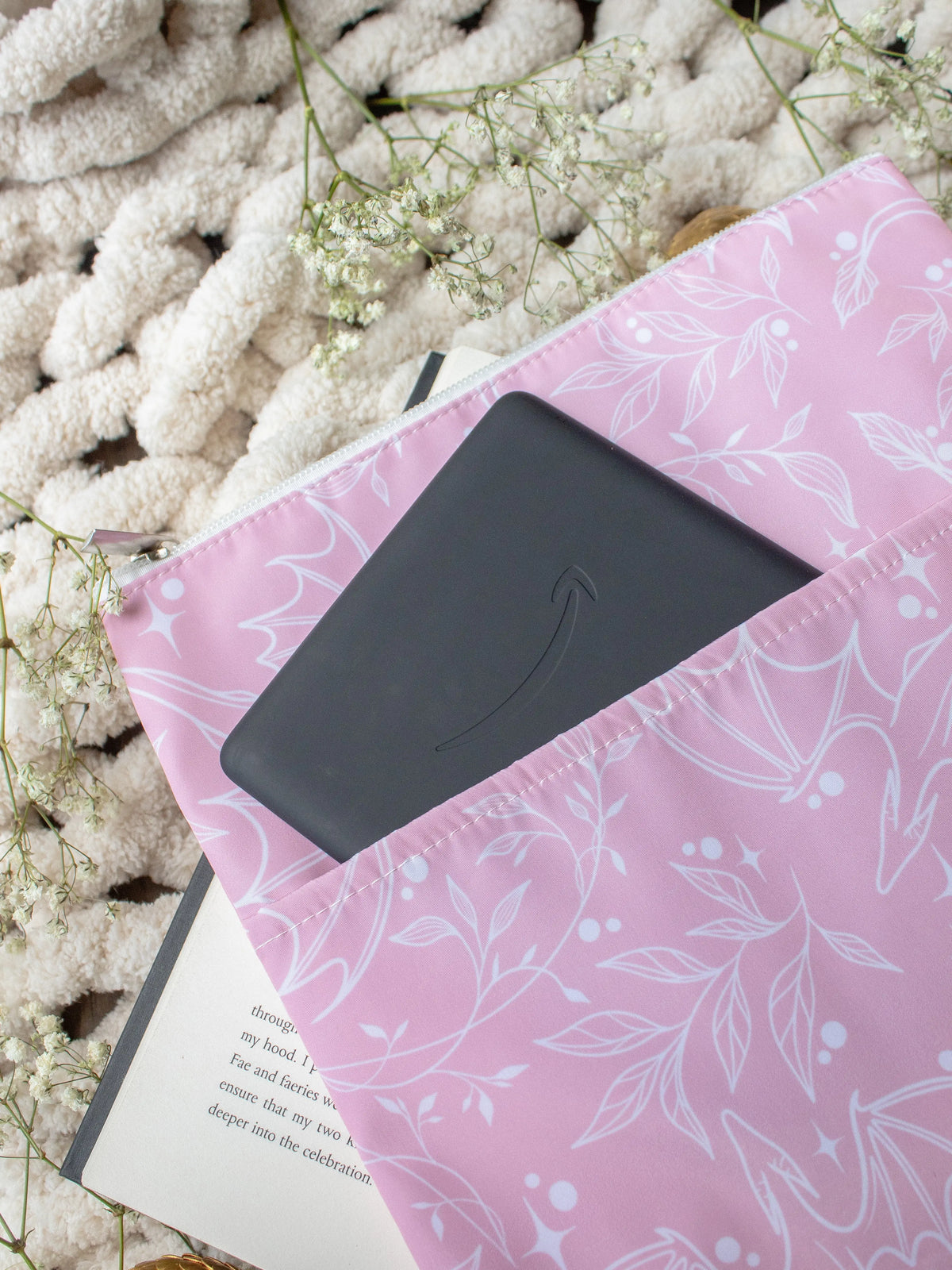 Water-Resistant Extra Large Book Sleeve | Pink Dragons